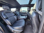 2025 Navigator Thumbnail 14