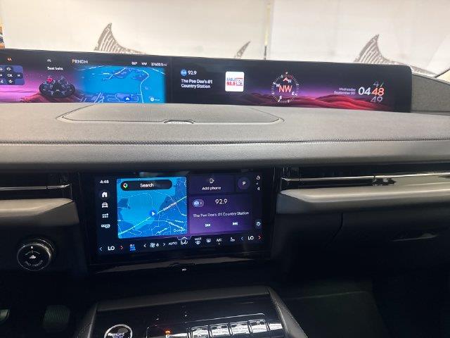 2025 Lincoln Navigator - $71,400