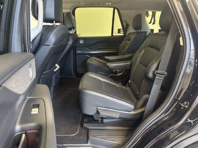 2025 Lincoln Navigator - $71,400