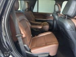 2025 Navigator Thumbnail 16