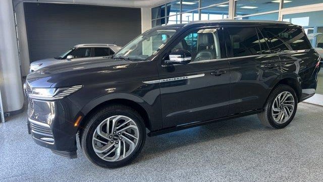 Preowned 2025 Lincoln Navigator Reserve for Sale