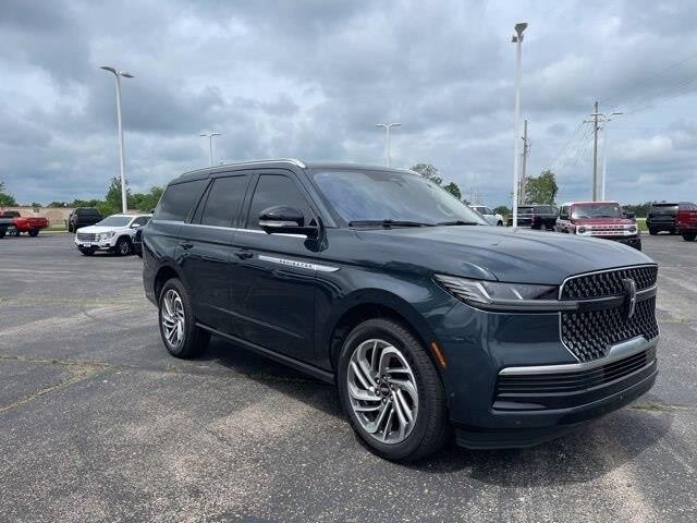 2025 Lincoln Navigator - $77,000