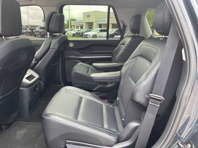 2025 Lincoln Navigator - $77,000