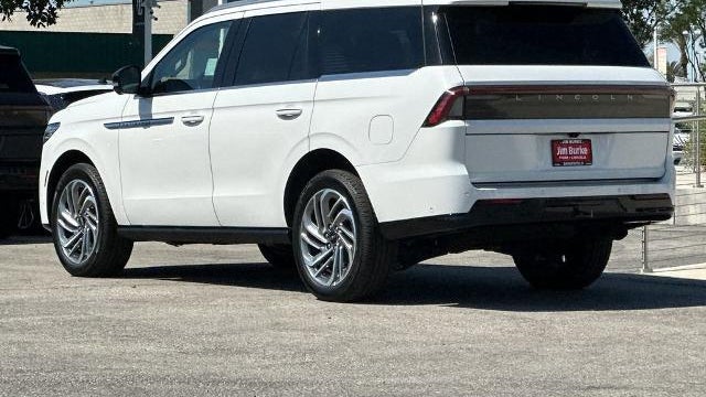 2025 Lincoln Navigator Reserve
