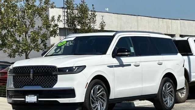 2025 Lincoln Navigator Reserve