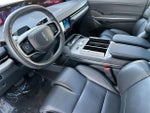 2025 Navigator Thumbnail 11