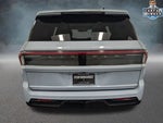 2025 Navigator Thumbnail 5