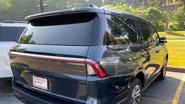 2025 Lincoln Navigator Reserve