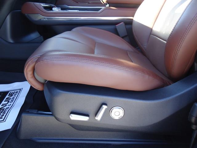 2026 Lincoln Navigator - $91,900