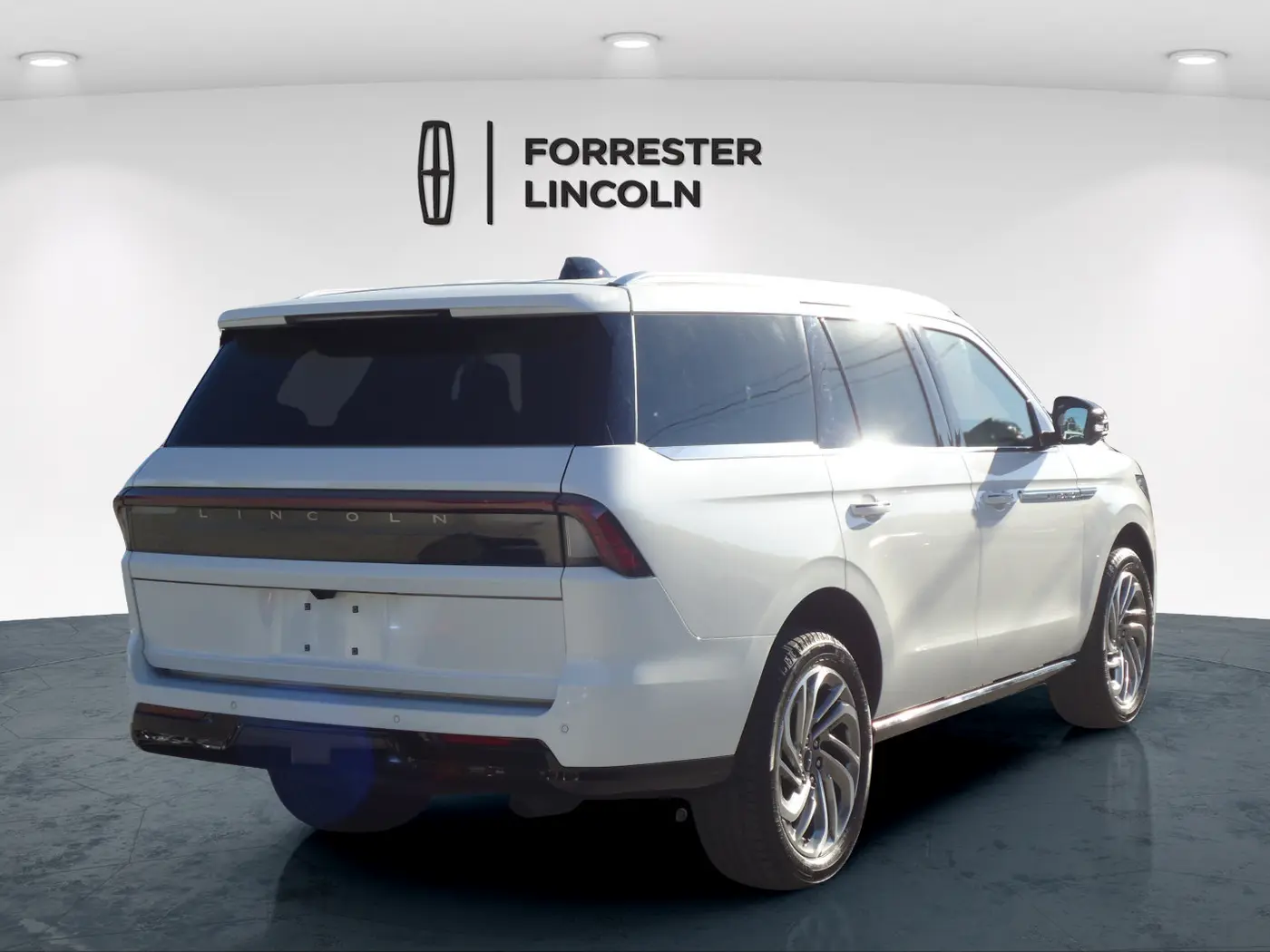 2026 Lincoln Navigator - $91,900