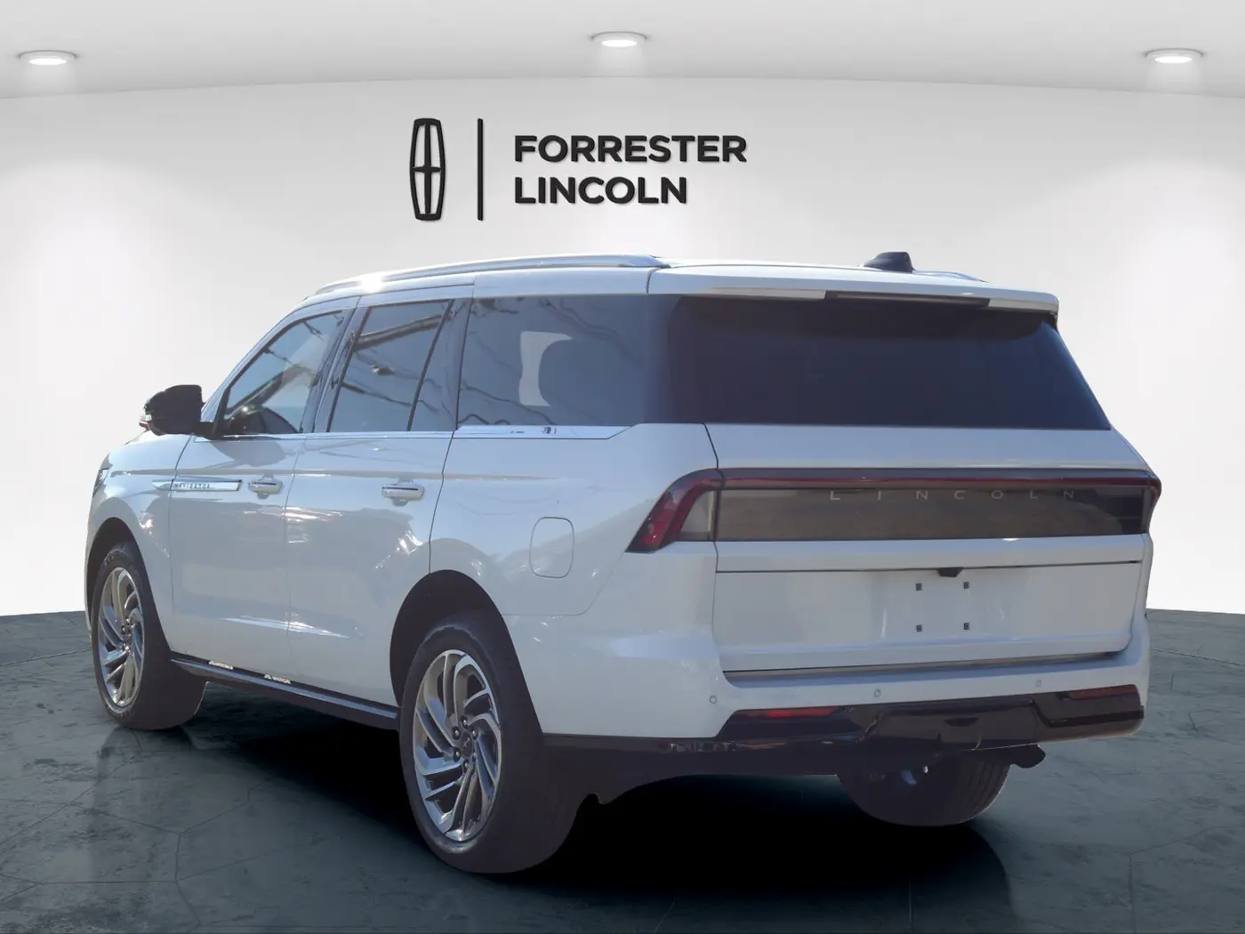 2026 Lincoln Navigator - $91,900