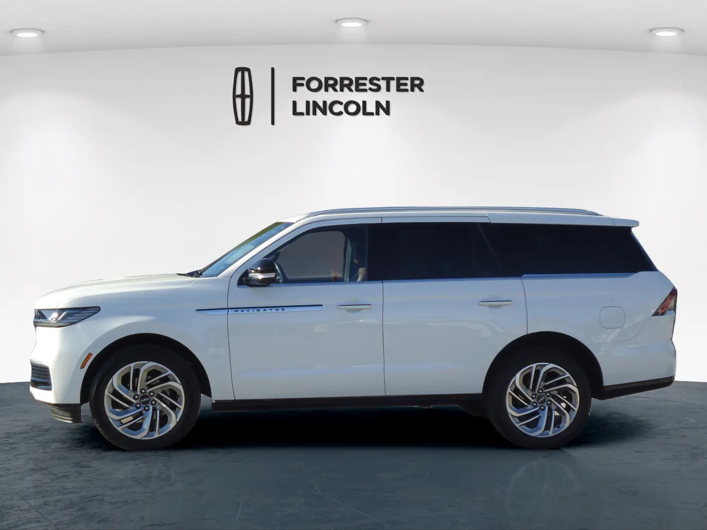 2026 Lincoln Navigator - $91,900