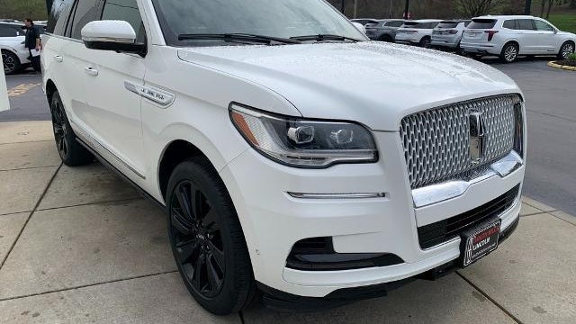 2023 Lincoln Navigator Reserve