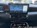 2023 Navigator Thumbnail 16