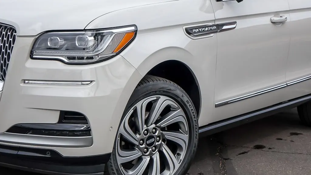 2023 Lincoln Navigator Reserve