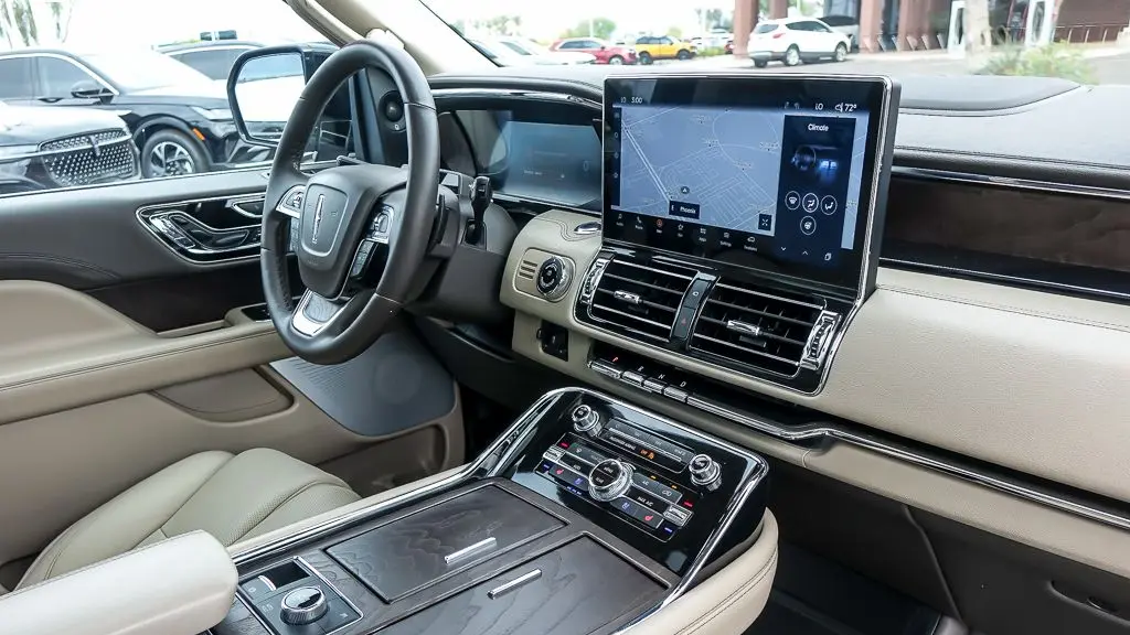 2023 Lincoln Navigator Reserve
