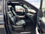 2024 Navigator Thumbnail 12