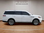 2024 Navigator Thumbnail 4