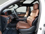 2024 Navigator Thumbnail 10