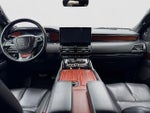 2024 Navigator Thumbnail 11