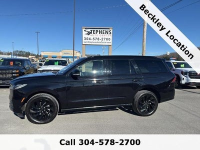 Photo of a 2025 Lincoln Navigator 4X4 Reserve 4DR SUV for sale