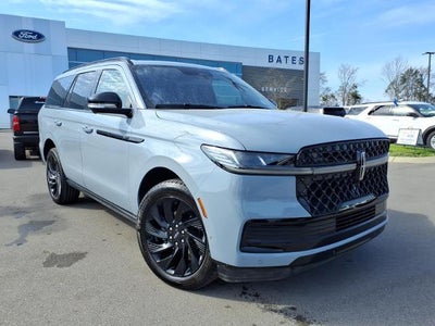 Photo of a 2025 Lincoln Navigator 4X4 Reserve 4DR SUV for sale