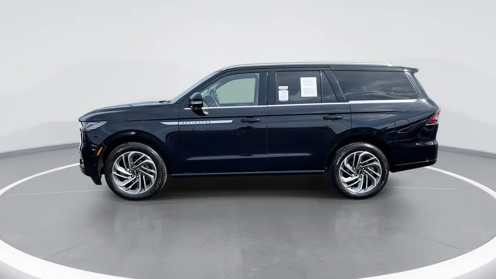 2025 Lincoln Navigator Reserve