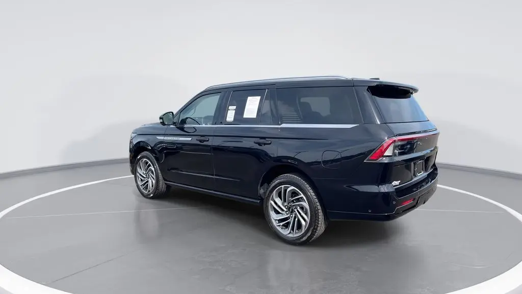 2025 Lincoln Navigator Reserve