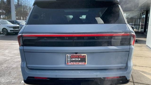 2025 Lincoln Navigator Reserve