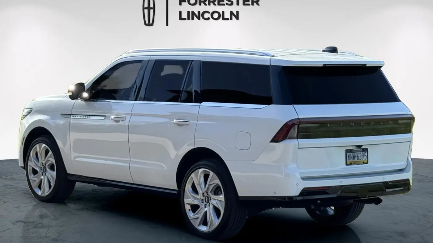 2025 Lincoln Navigator Reserve