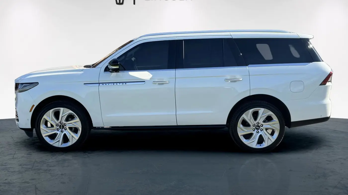 2025 Lincoln Navigator Reserve