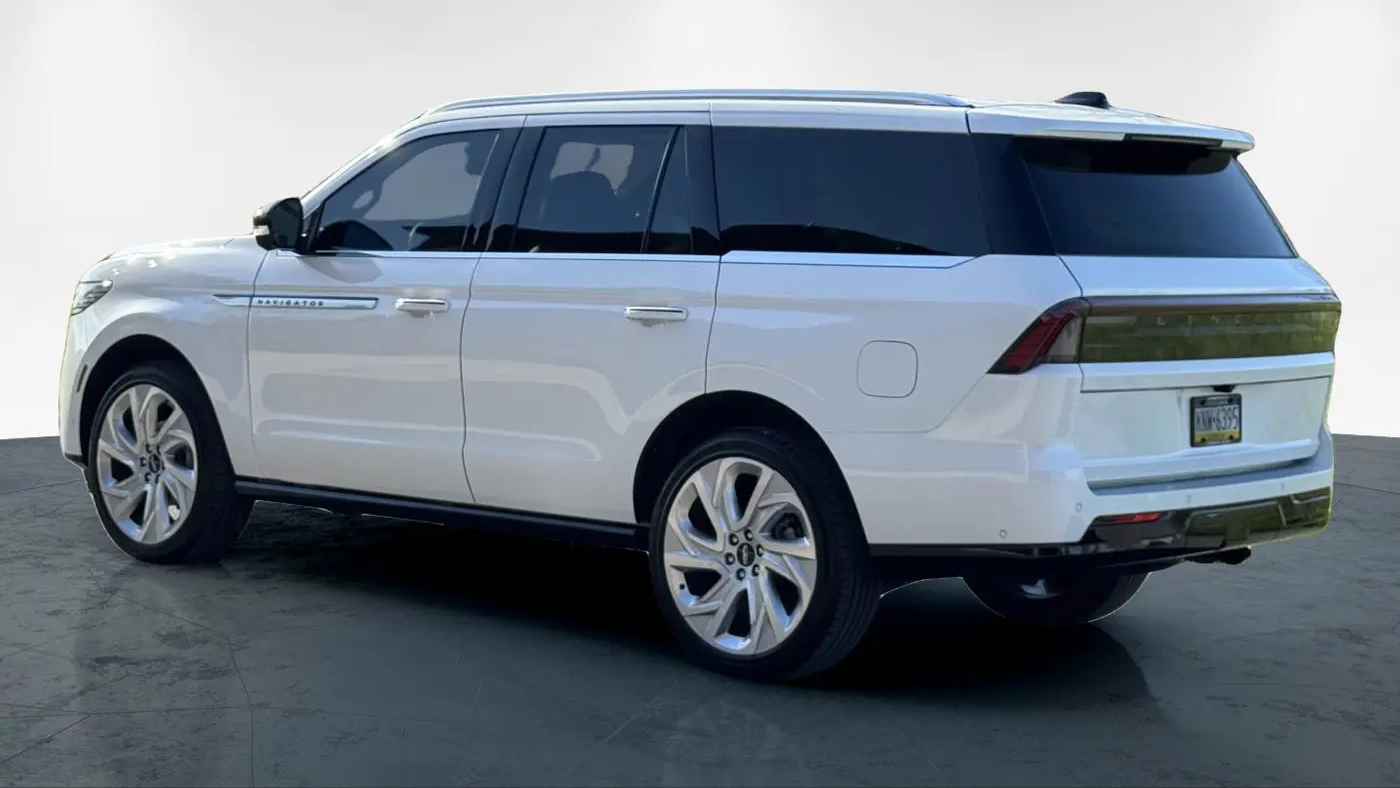 2025 Lincoln Navigator Reserve