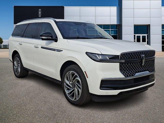 2025 Lincoln Navigator - $76,900