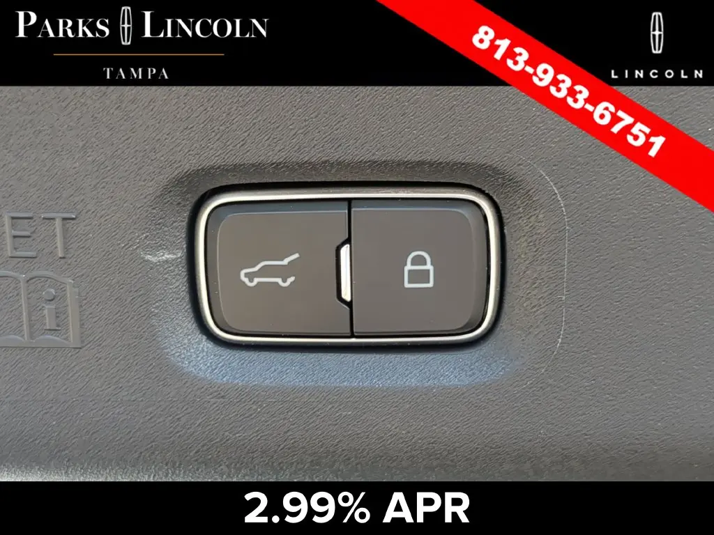 2025 Lincoln Navigator - $78,500
