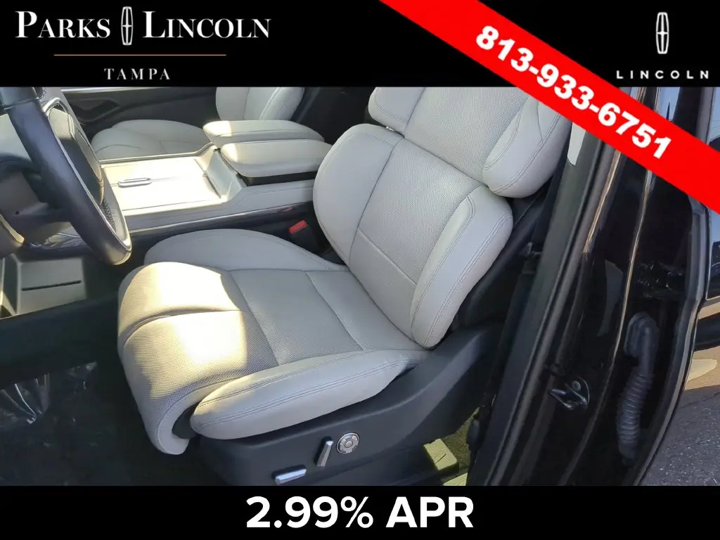 2025 Lincoln Navigator - $78,500