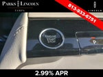 2025 Navigator Thumbnail 32