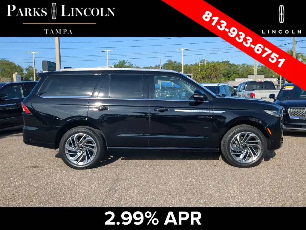 2025 Lincoln Navigator - $78,500