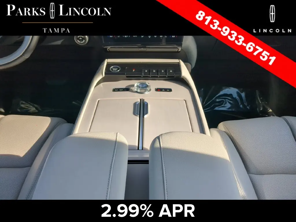 2025 Lincoln Navigator - $78,500