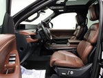 2025 Navigator Thumbnail 11
