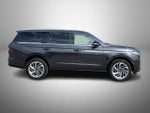 2025 Navigator Thumbnail 4