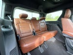 2025 Navigator Thumbnail 21