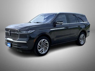 Photo of a 2025 Lincoln Navigator 4X4 Reserve 4DR SUV for sale