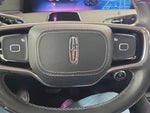 2025 Navigator Thumbnail 7
