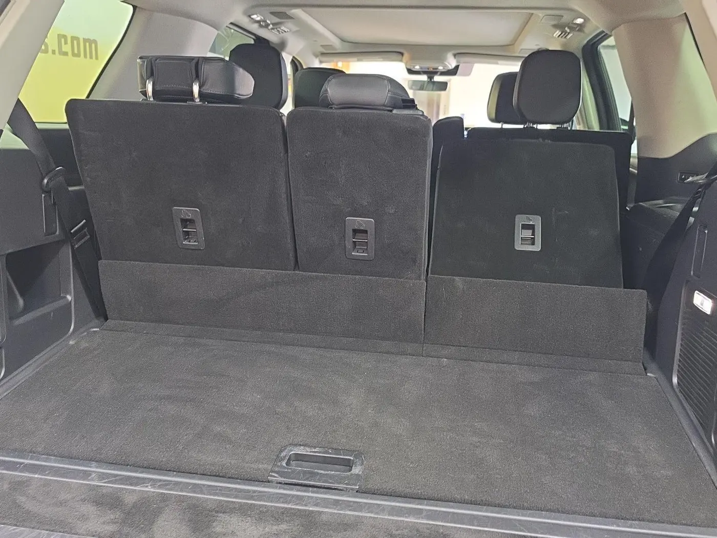 2025 Lincoln Navigator - $90,800