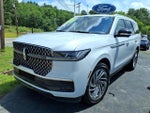 2025 Navigator Thumbnail 5