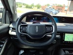 2025 Navigator Thumbnail 19