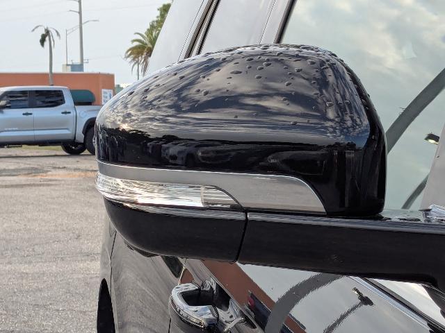 2025 Lincoln Navigator - $79,984