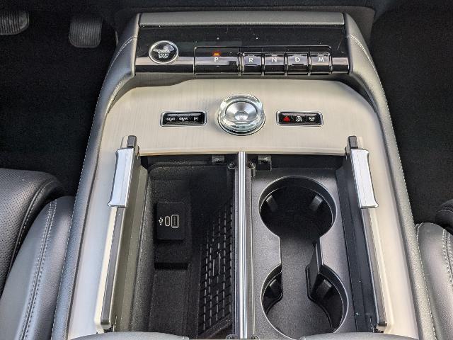2025 Lincoln Navigator - $79,984