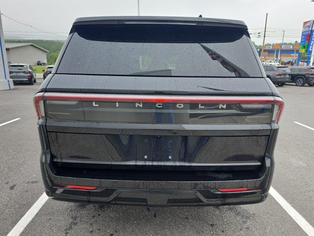 2026 Lincoln Navigator - $93,500