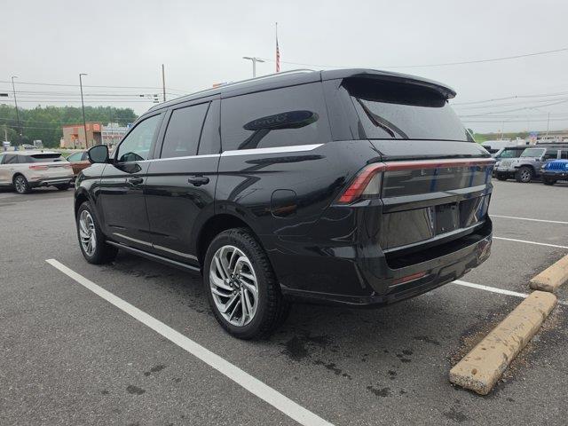 2026 Lincoln Navigator - $93,500
